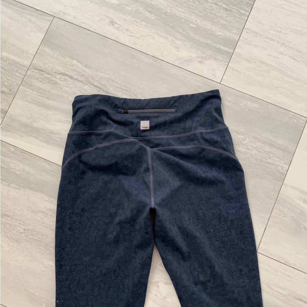 Vuori Pace High Rise Dark Blue Leggings - Picture 2 of 7